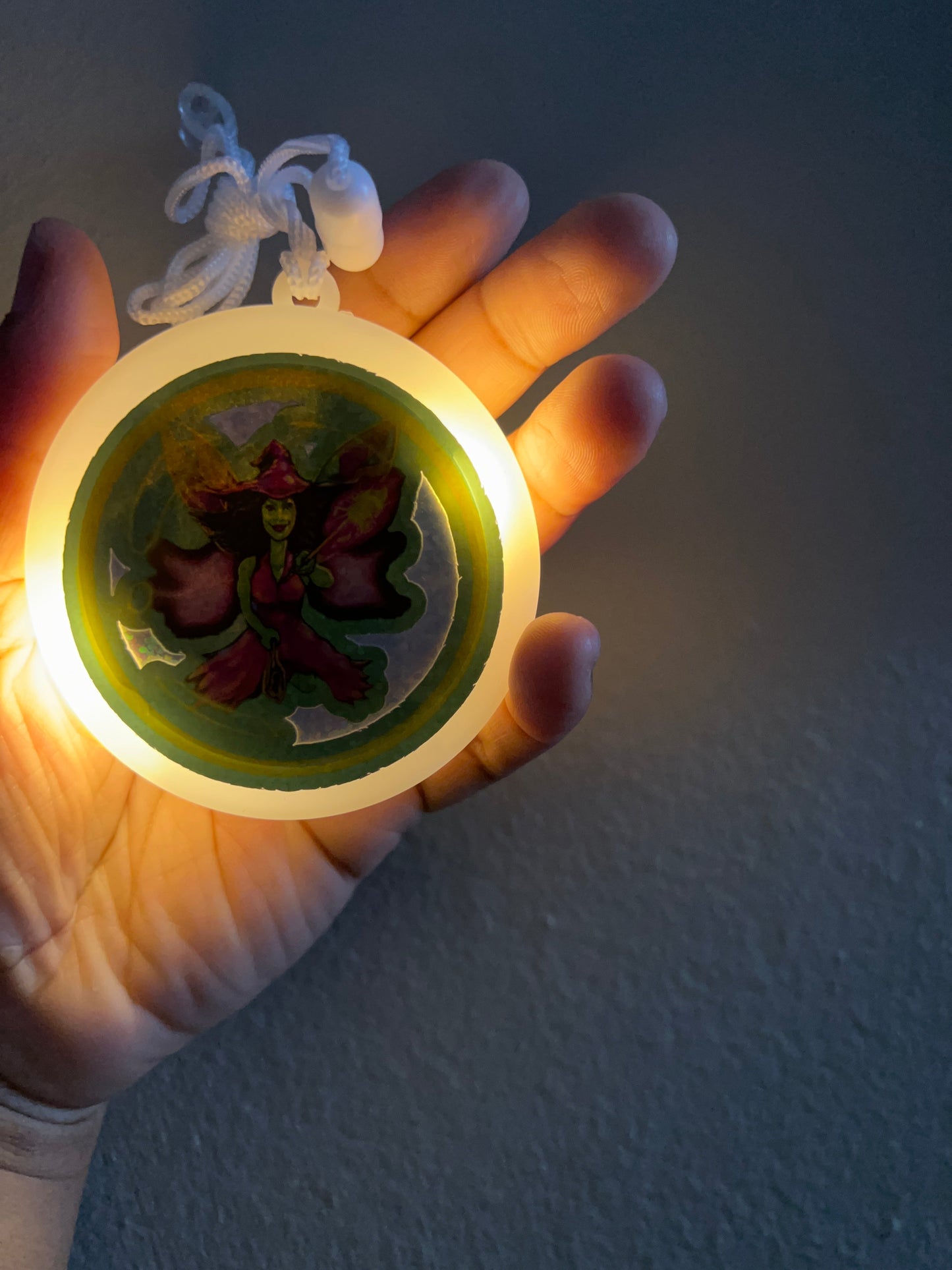 Light-Up Halloween Necklace | Sprinkle the Fairy Glow Disc